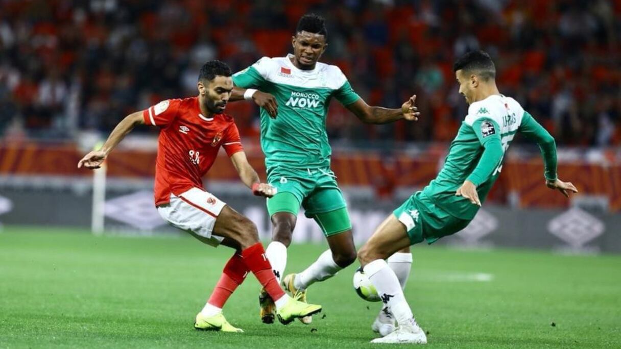 La finale de la Supercoupe de la CAF Ahly-Raja, disputée le 22 décembre 2021 à Doha.