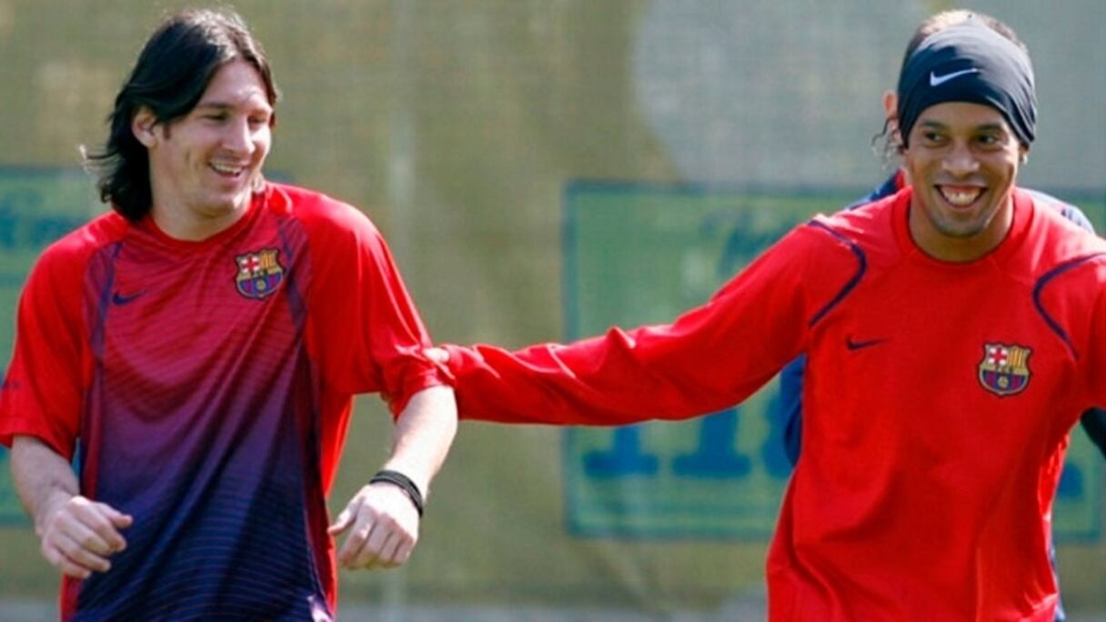 Ronaldinho et Messi sous les couleurs du Barça.
