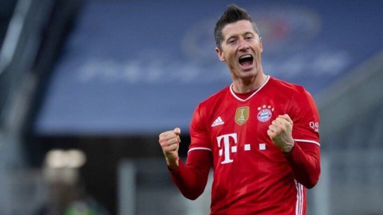 4-Robert Lewandowski: 750 matchs, 524 buts.