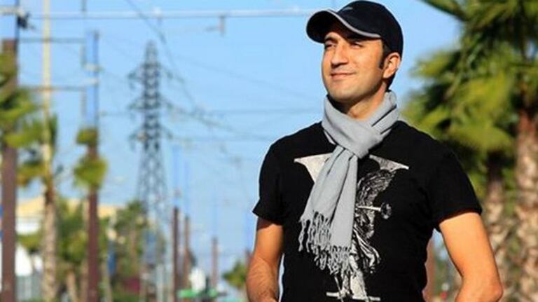 Issam kamal connu sous le nom de scène de "ISSAM", est un chanteur et compositeur marocain