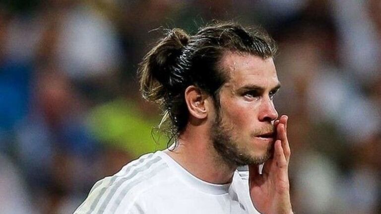 Après / Gareth Balle est devenu l'un des meilleurs attaquant européen. Le madrilène a aujourd'hui 26 ans. Il a opté pour une queue de cheval assez fashion.