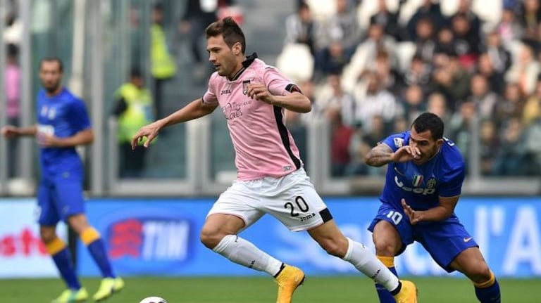 6 Franco Vazquez | Palerme
Dribbles réussis : 105 l Pourcentage de dribbles réussis : 55%