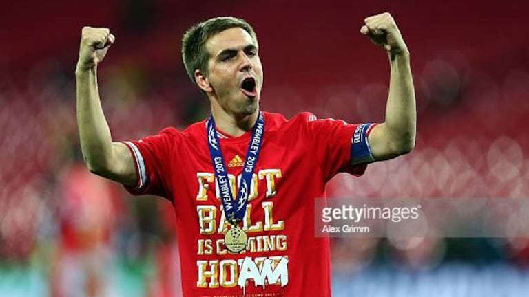 1. Philipp Lahm (37 ans), ancien international allemand du Bayern Munich. Sa fortune est estimée à 100 millions de dollars.