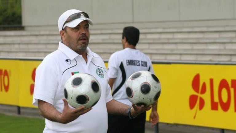 6- Ahmed Alajlani (Tunisie), entraîneur de l’Olympique de Khouribga. Salaire mensuel : 200.000 DH.