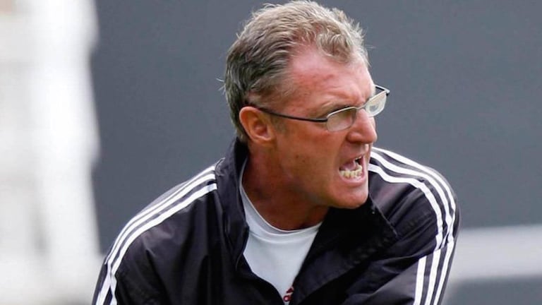 2- Ruud Kroll (Pays Bas), ancien entraîneur du Raja de Casablanca.