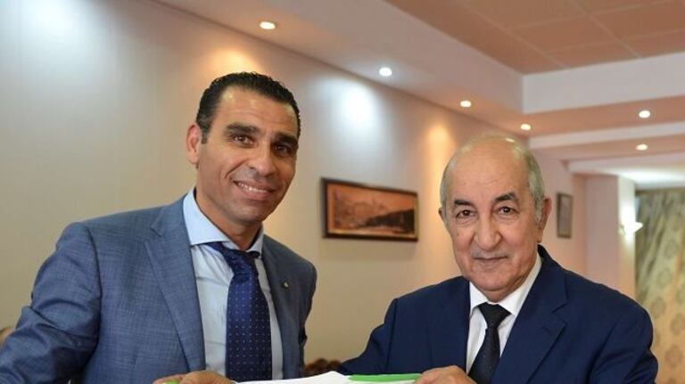 Le président algérien, Abdelmadjid Tebboune et le président de la FAF, Kheïreddine Zetchi.