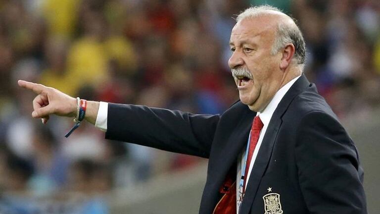 10 - Vicente Del Bosque, 9 titres. Equipe d'Espagne: 1 Coupe du monde, 1 Euro, 2 Ligues des champions
Real Madrid: 2 fois champion d’Espagne, 1 Supercoupe de l’UEFA,1 Coupe du monde des clubs, 1 Supercoupe d’Espagne.
