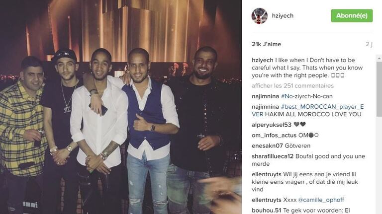 Hakim Ziyech et son coéquipiers de l’EN du Maroc, Karim El Ahmadi étaient de sortie avec des amis. Ziyech en a profité pour jeter une pique à ses détracteurs.